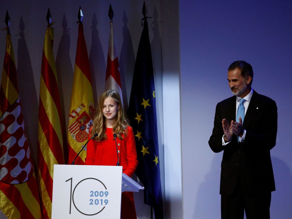 Foto: La princesa Leonor, en presencia del rey Felipe, en los Premios Princesa de Girona. (EFE)
