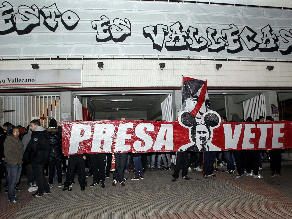 Foto: Protesta contra Presa en Vallecas. (EFE/Kiko Huesca)