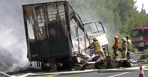 Foto: Así quedó el camión después del accidente. (Reuters)