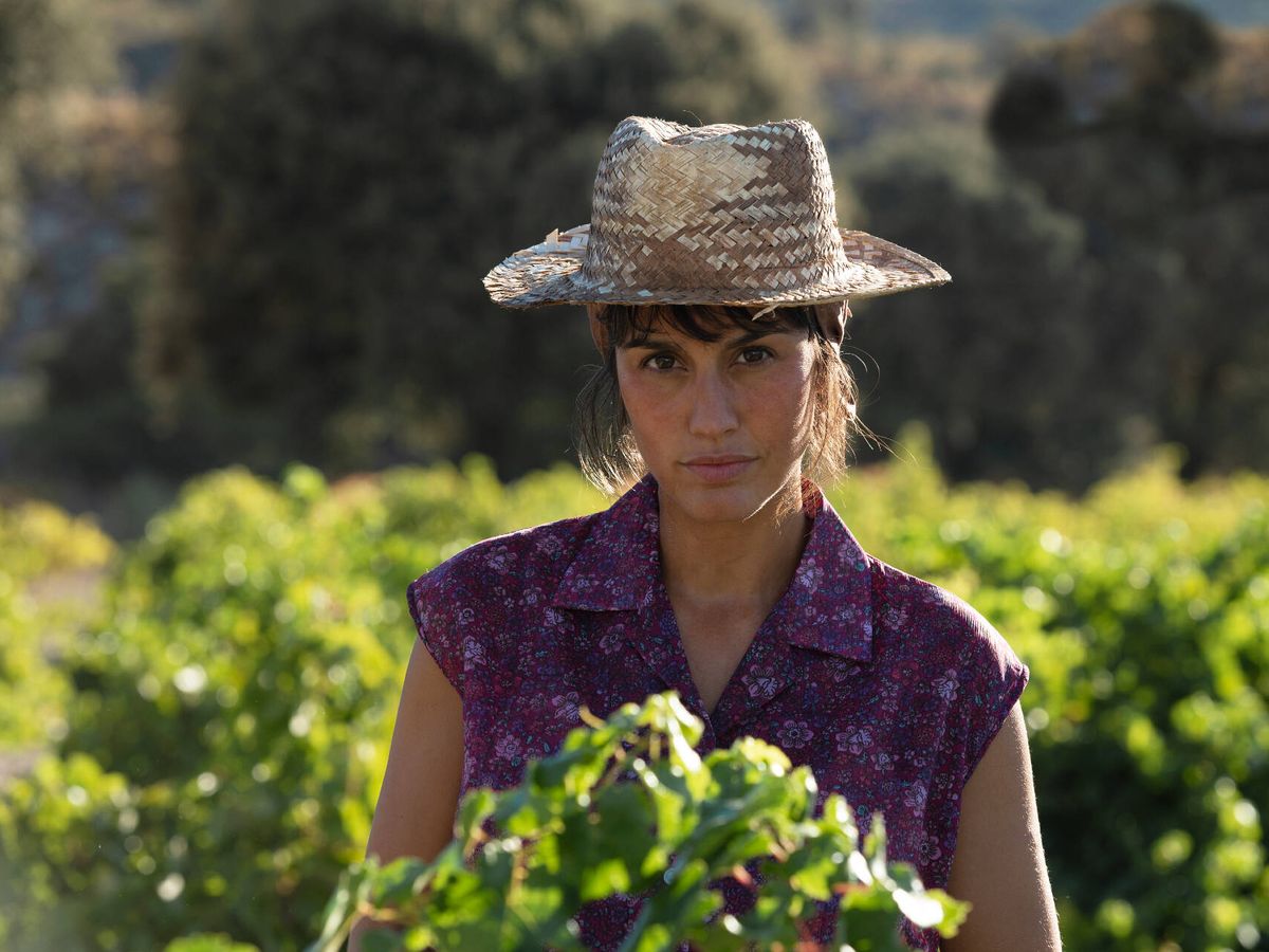 Foto: Megan Montaner, protagonista de 'Entre tierras'. (Atresmedia)