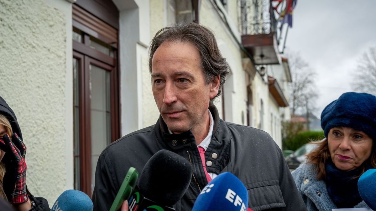 Dimite el consejero de Obras Públicas de Cantabria por la trama de las carreteras