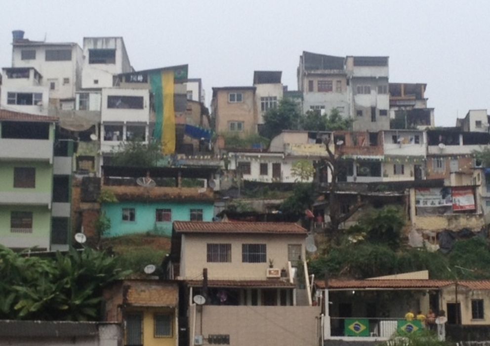 Foto: Las favelas proliferan en Salvador de Bahía (JFD).