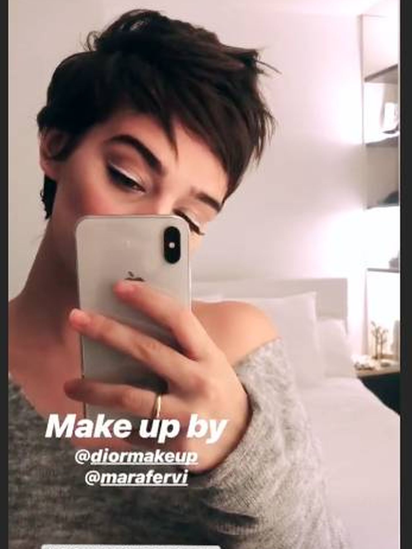 Un selfie de la influencer donde nos ha dejado ver el makeup. (Instagram)