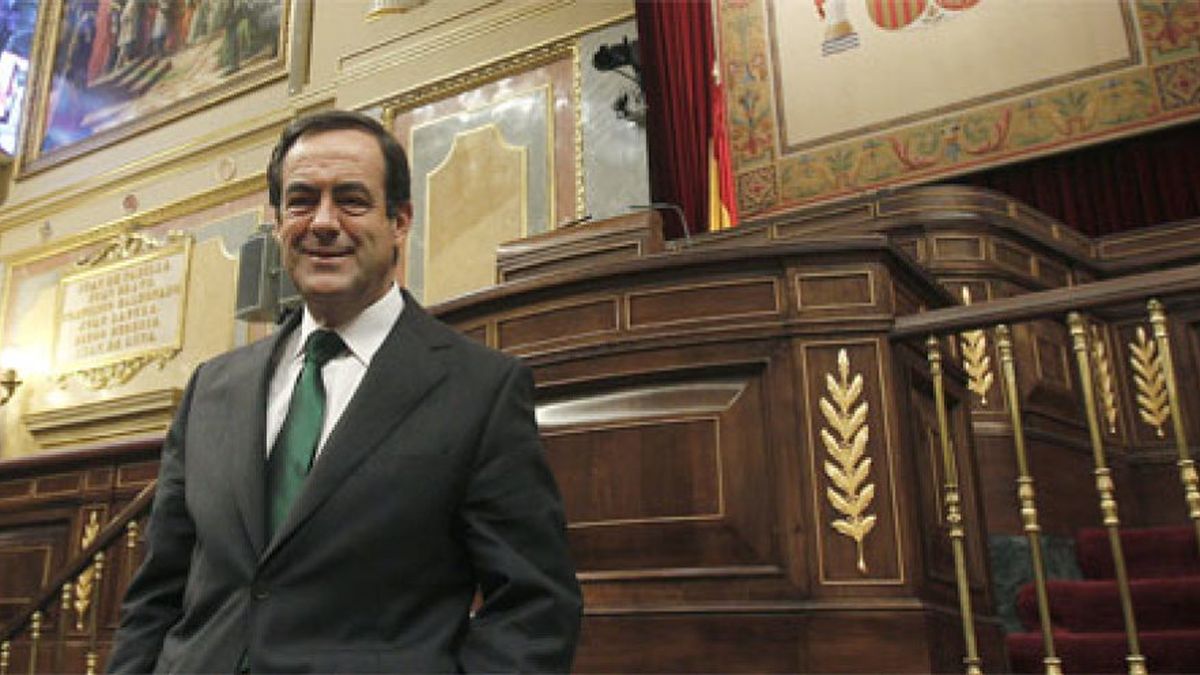 El Congreso gasta  82.600 euros en pintar el retrato de Bono para la galería de expresidentes
