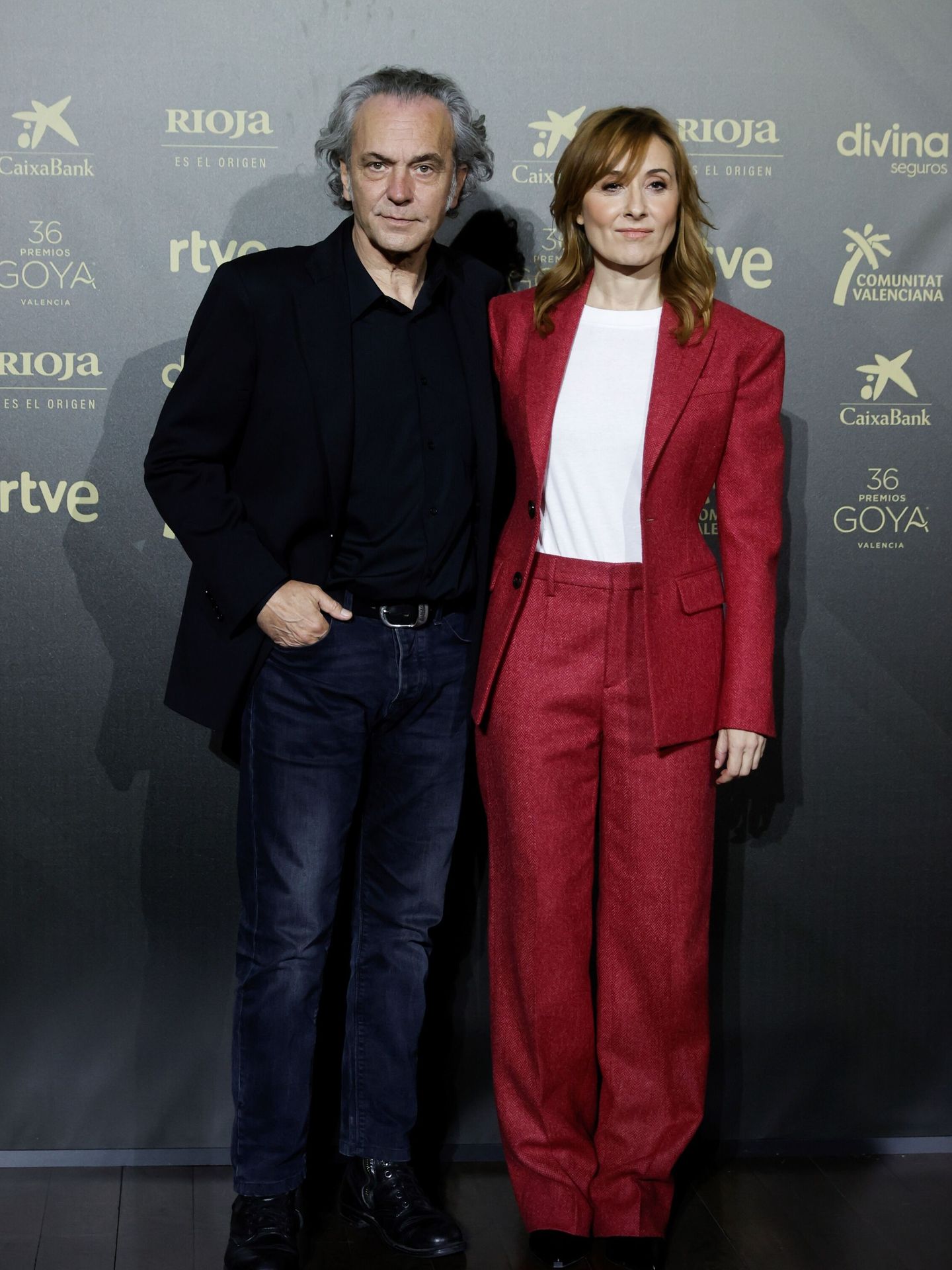 José Coronado y Nathalie Poza, en la lectura de los nominados a los Goya 2022. (EFE/Emilio Naranjo)