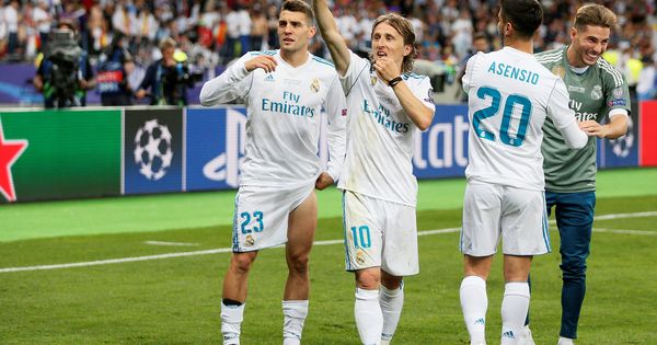 Foto: Kovacic y Modric con la camiseta del Madrid. (Reuters)