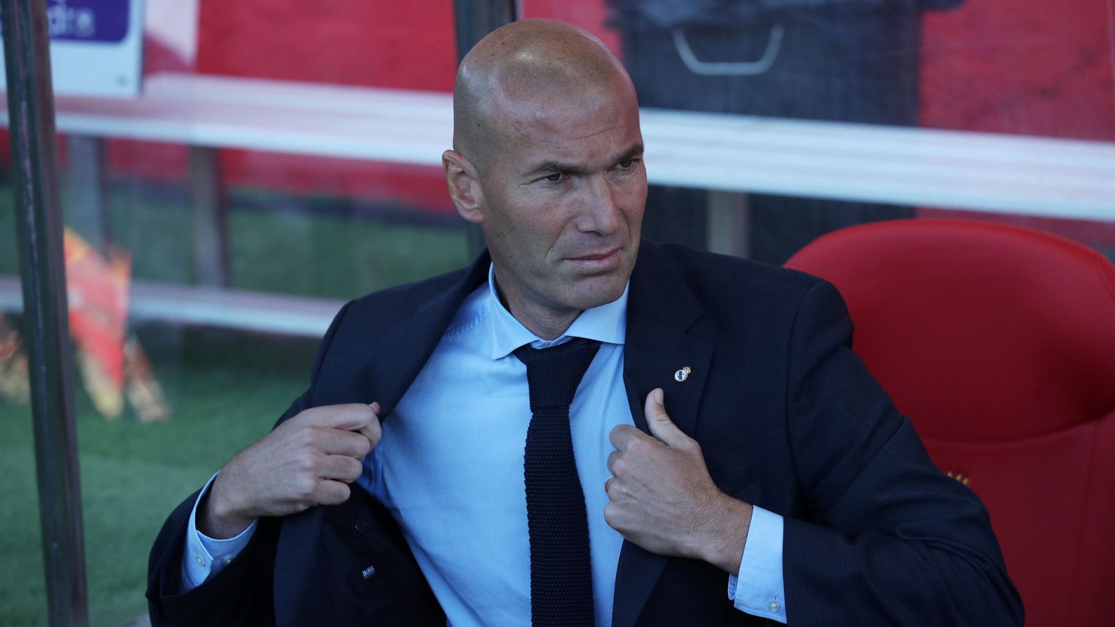 Foto: Zidane, durante el Girona-Real Madrid jugado este domingo en Montilivi. (Reuters)