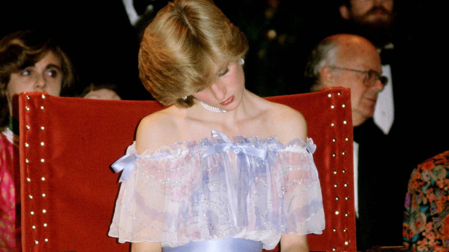 La princesa Diana, cual bella durmiente en 1981. (Getty)