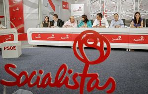 El PSOE desnuda los bienes de sus dirigentes y revela una deuda de 64 millones