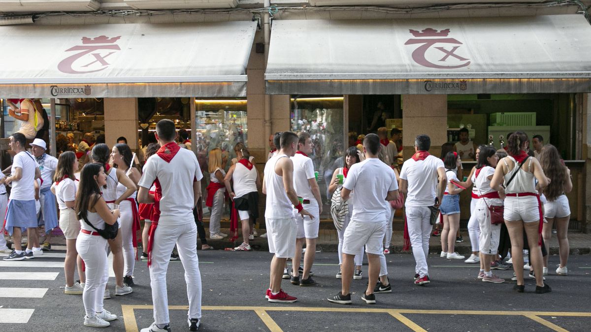¿Hasta cuándo abren los bares en Pamplona por San Fermín 2024? Estos son los horarios