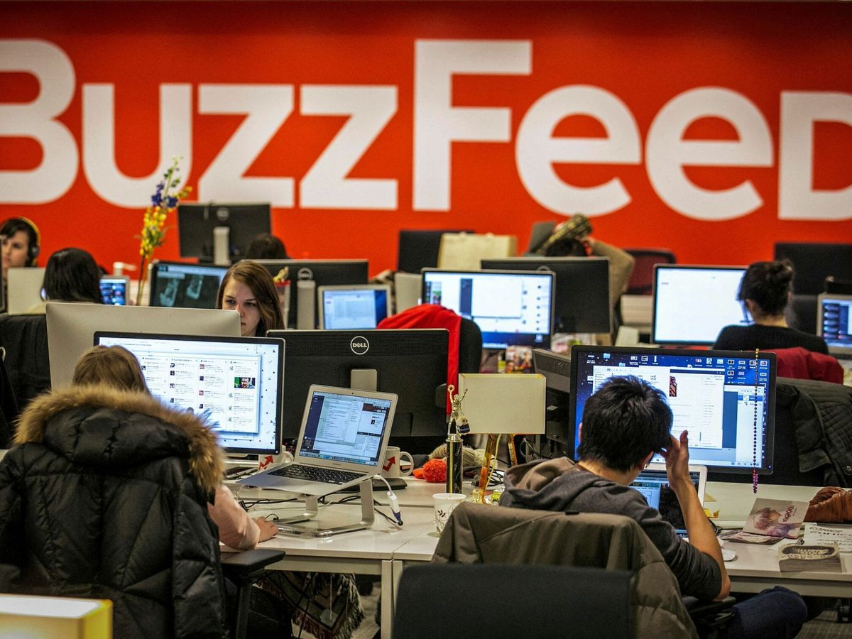 Foto: Empleados de BuzzFeed en una imagen de archivo. (Reuters/Brendan McDermid)