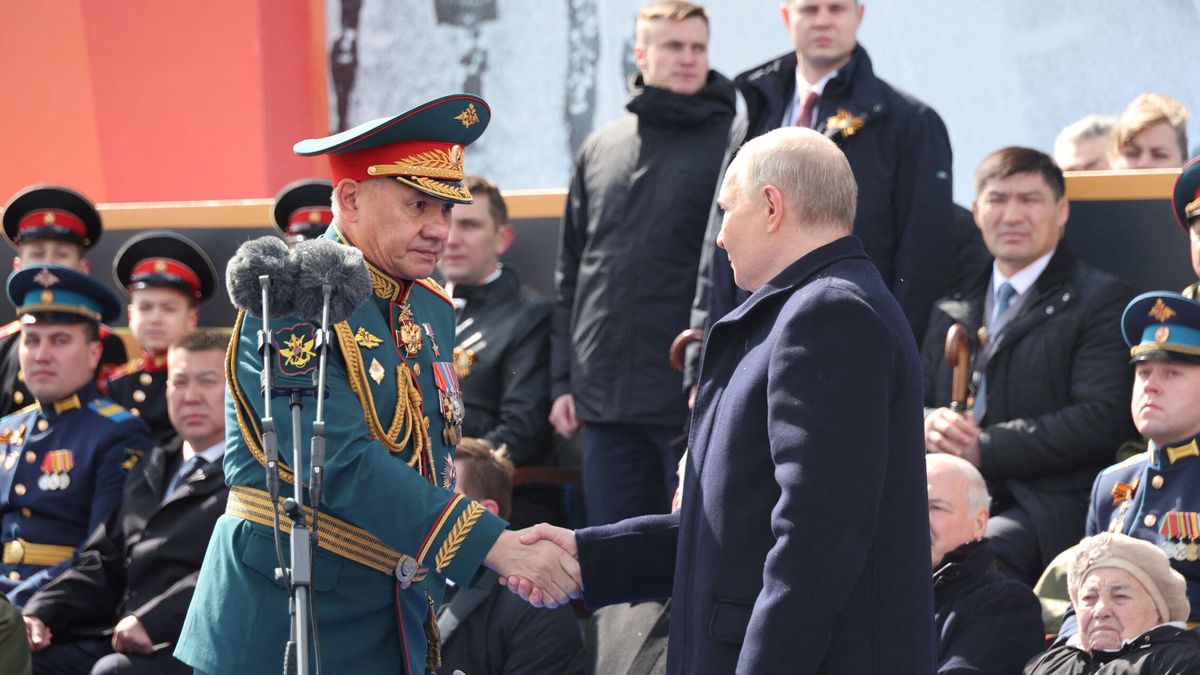 Putin destituye a su ministro de Defensa tras dos años de guerra en Ucrania