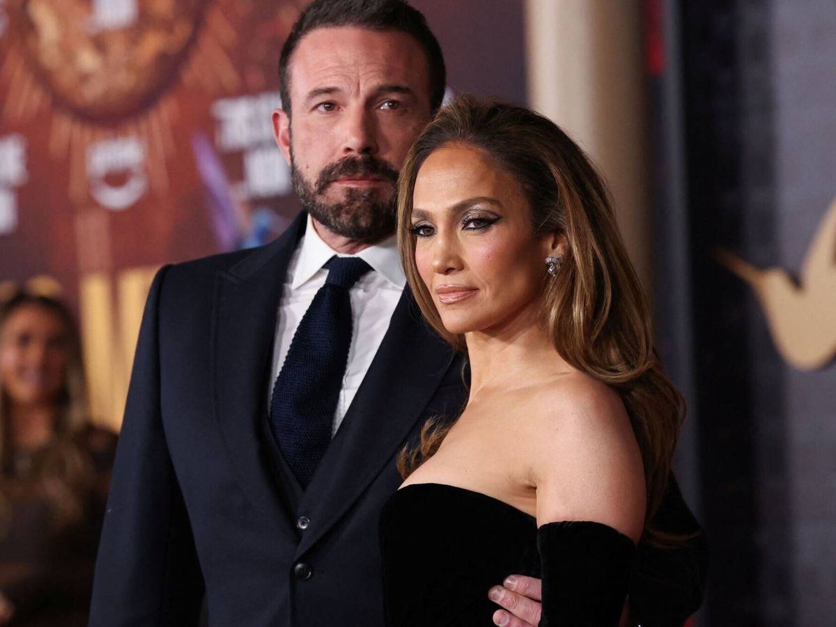 Foto: Ben Affleck y Jennifer Lopez en el estreno de 'This Is Me... Now: A Love Story'. (Reuters)