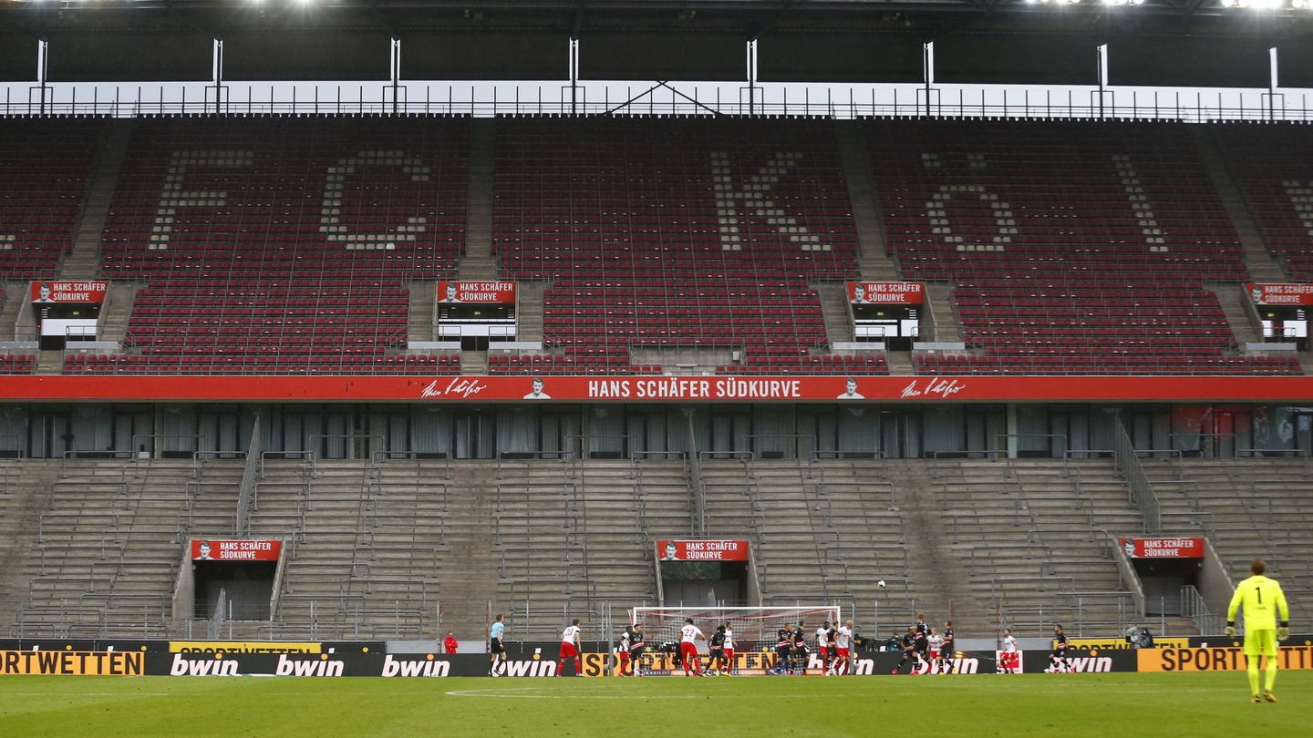 La Bundesliga ya ha arrancado en Alemania, pero también sin afición (Reuters)