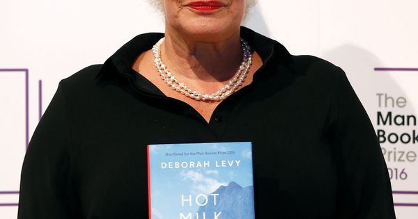 Foto: Deborah Levy en los premios Man Booker de 2016. (Reuters)