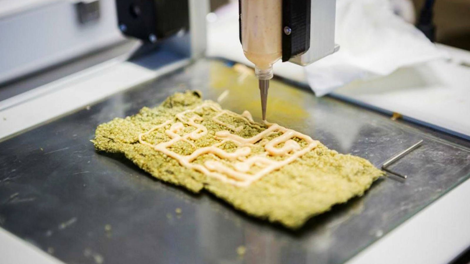 primer restaurante de comida impresa en 3D España: 180€ por falso caviar