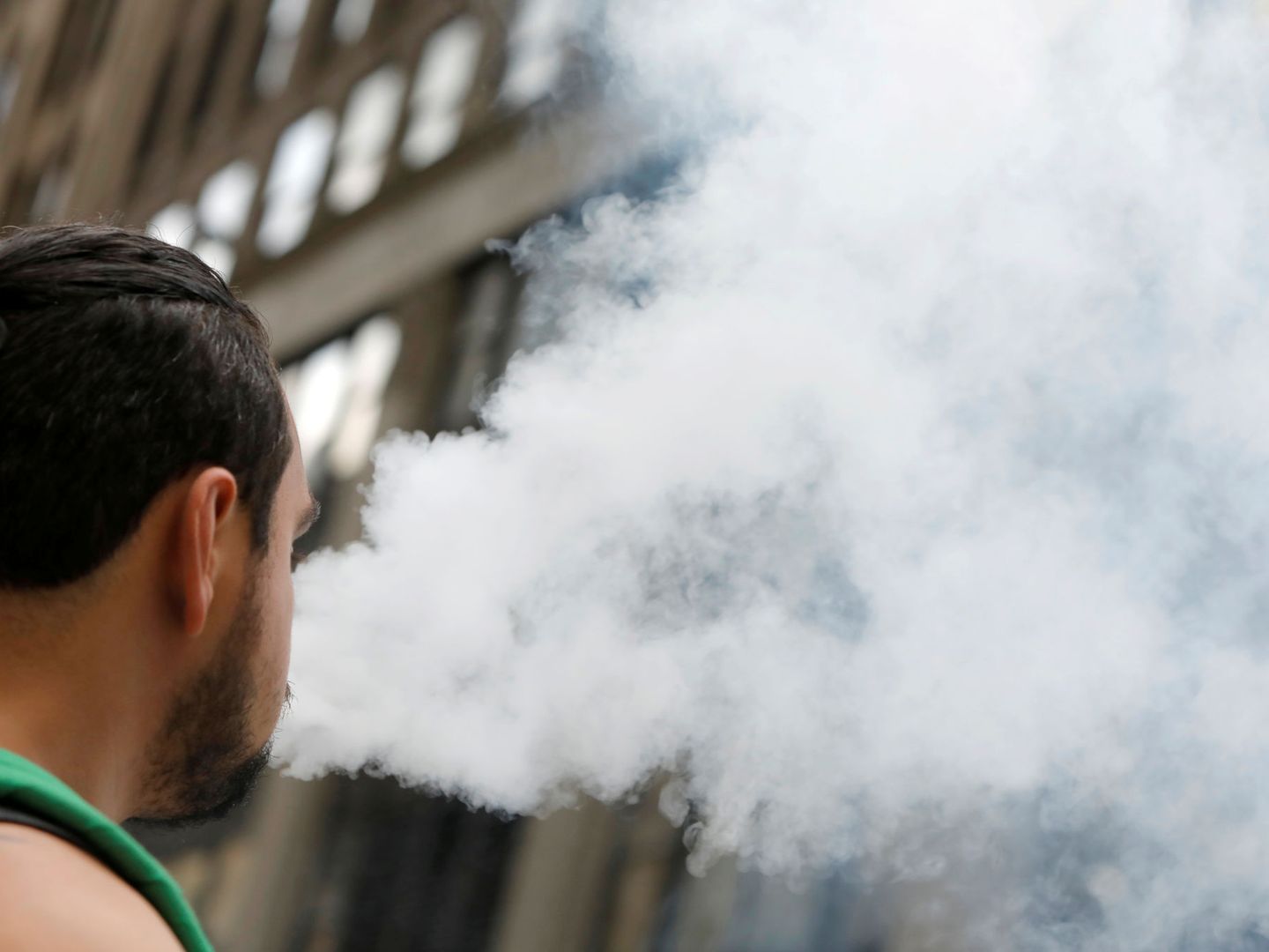 India y Nueva York prohíben los cigarrillos electrónicos