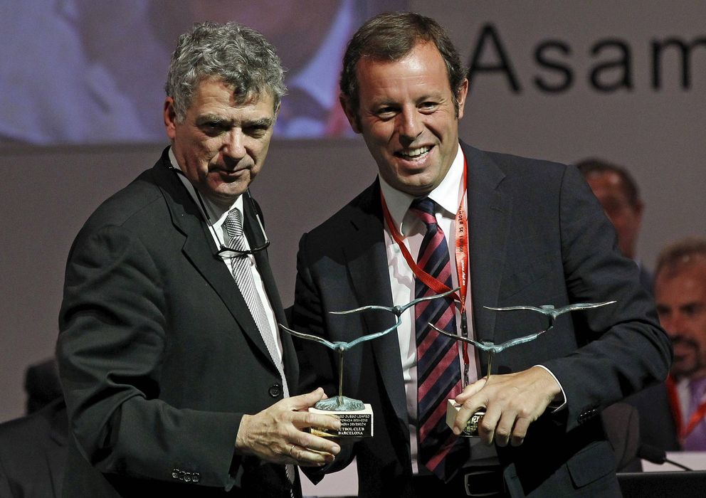 Foto: Ángel María Villar y Sandro Rosell, dos de los implicados en las acusaciones de 'France Football'.