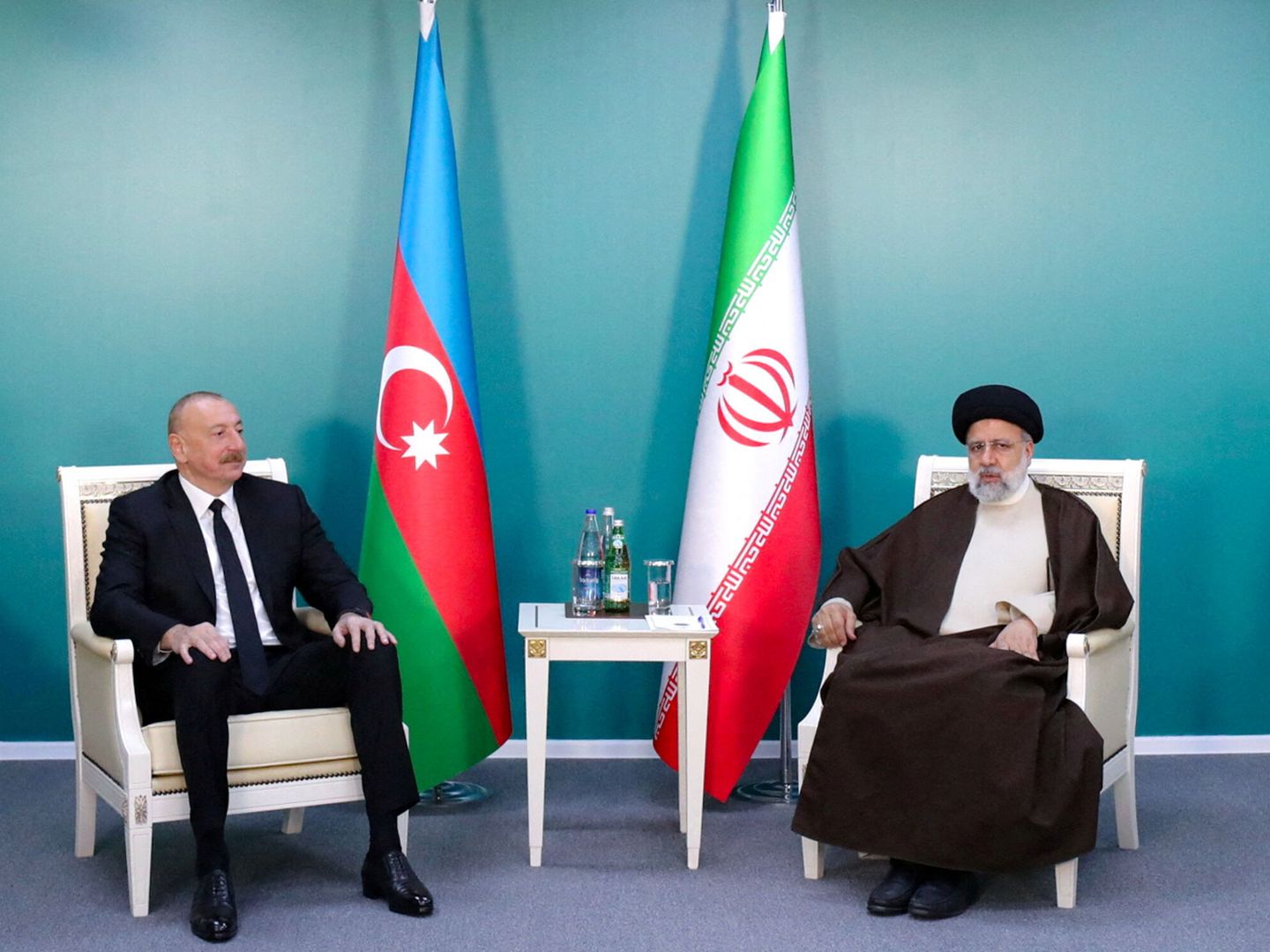 Raisi venía de reunirse con el presidente de Azerbaiyán, Aliyev. (Reuters)