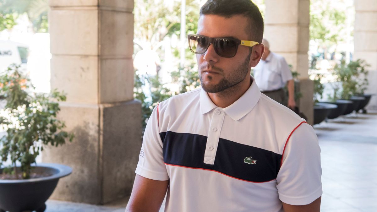 El miembro de La Manada que robó en Sevilla unas gafas de sol: "Fue una gilipollez"