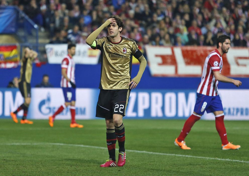 Foto: Kaká se lamenta tras fallar una clara ocasión de gol frente al Atlético de Madrid.