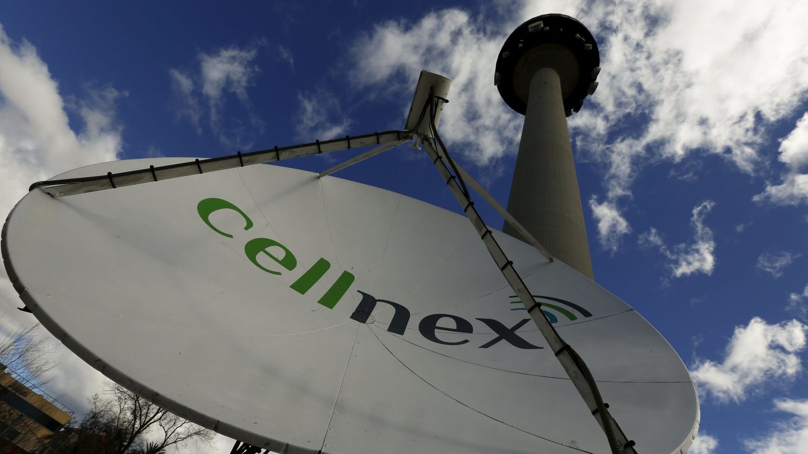 Foto: Una antena de la empresa Cellnex en Madrid. (Reuters)