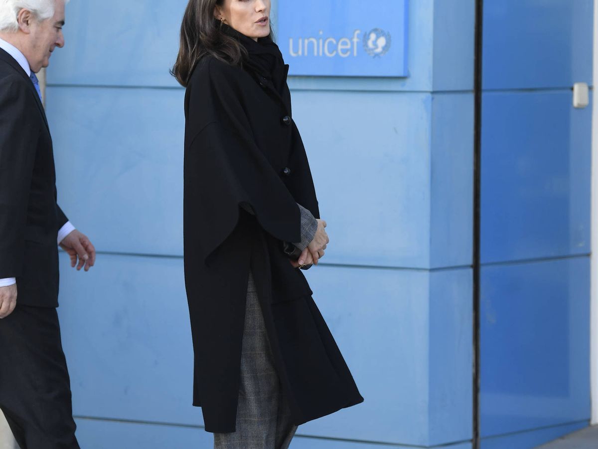 Foto: La Reina, a su llegada a la sede de Unicef. (Limited Pictures)