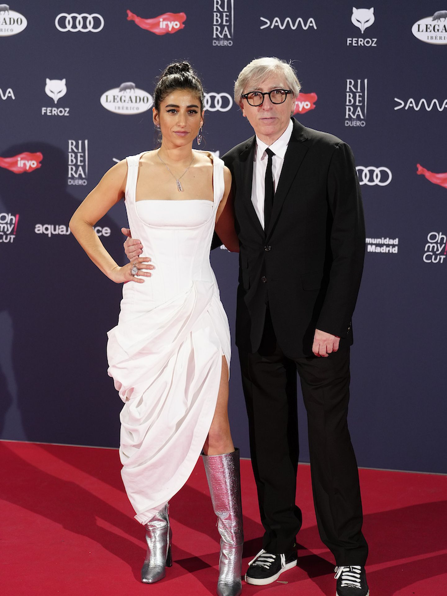 Carolina Yuste y David Trueba en la alfombra roja de los Premios Feroz 2024.