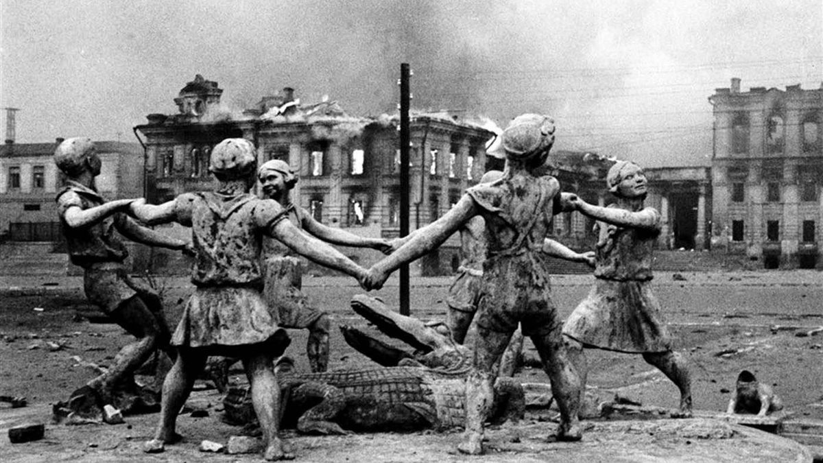 Anillo de hierro: la contraofensiva ucraniana, Putin y la última orden de Hitler en Stalingrado
