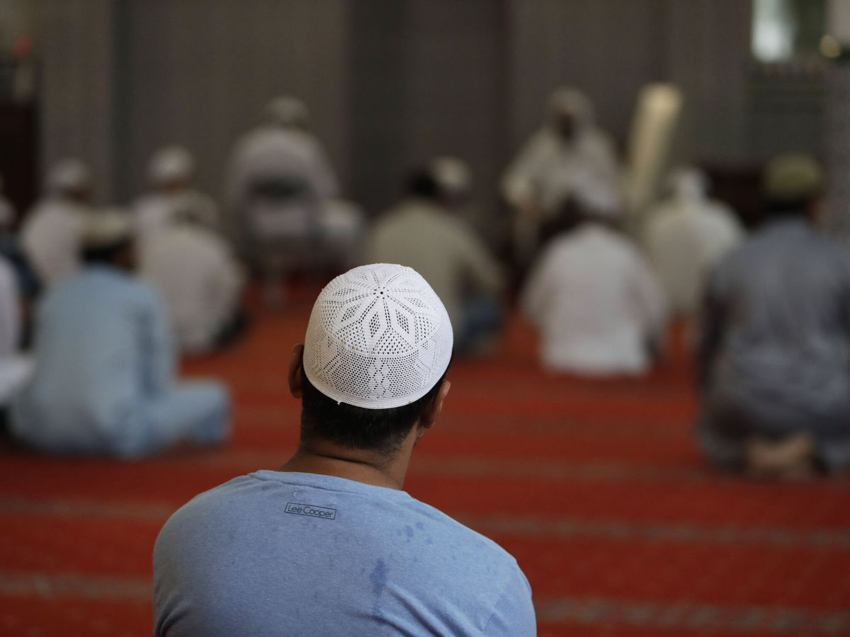 Foto: Los musulmanes están obligados a realizar ayuno durante el mes de Ramadán (EFE/Bienvenido Velasco)