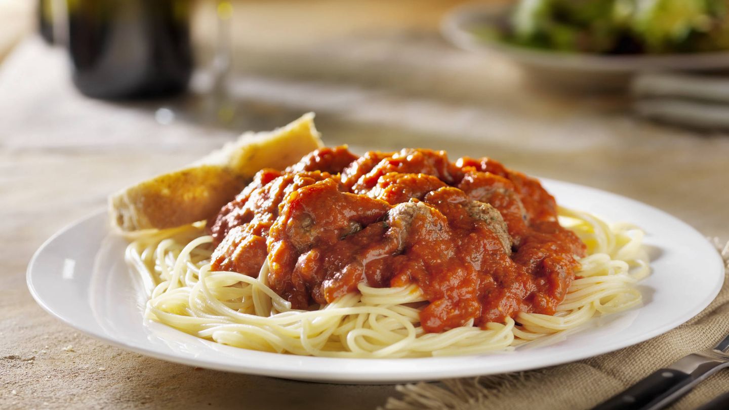Espaguetis con albóndigas.