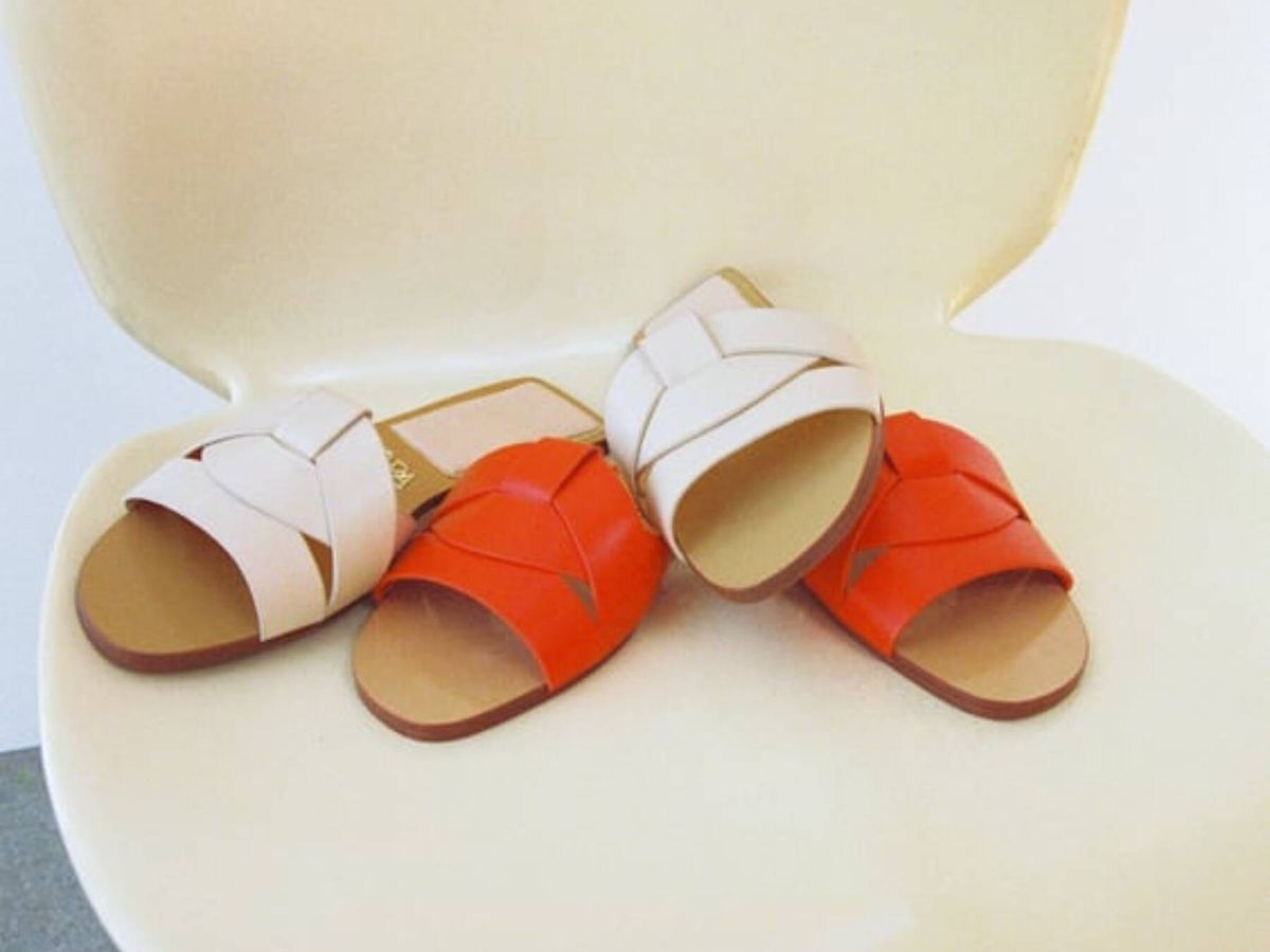 Foto: Unas de las sandalias planas de verano más vendidas en Zara. (Cortesía)