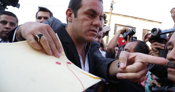Foto: Cuauhtémoc Blanco, en la campaña electoral. (Reuters) 