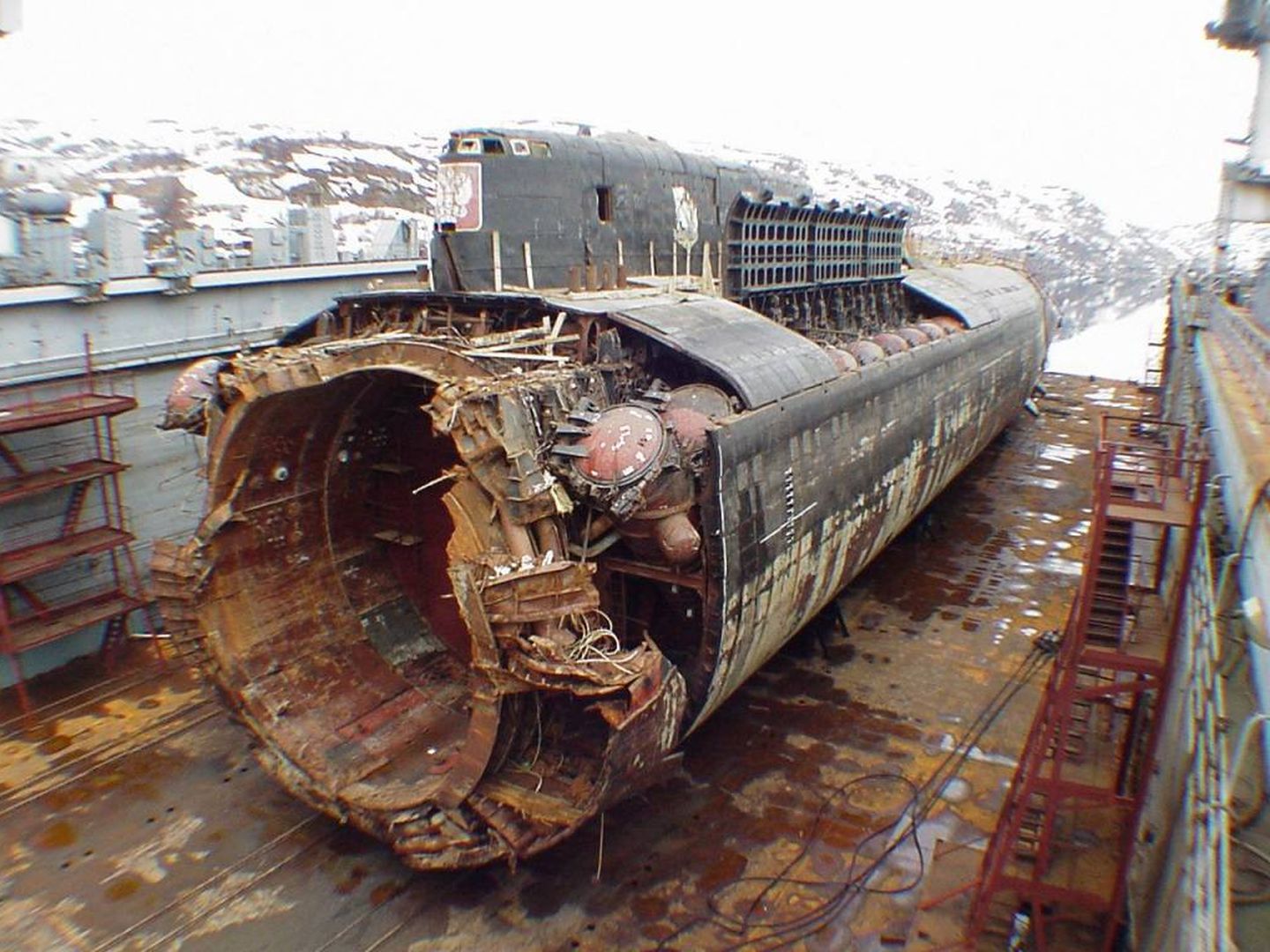 Restos del submarino ruso Kursk.