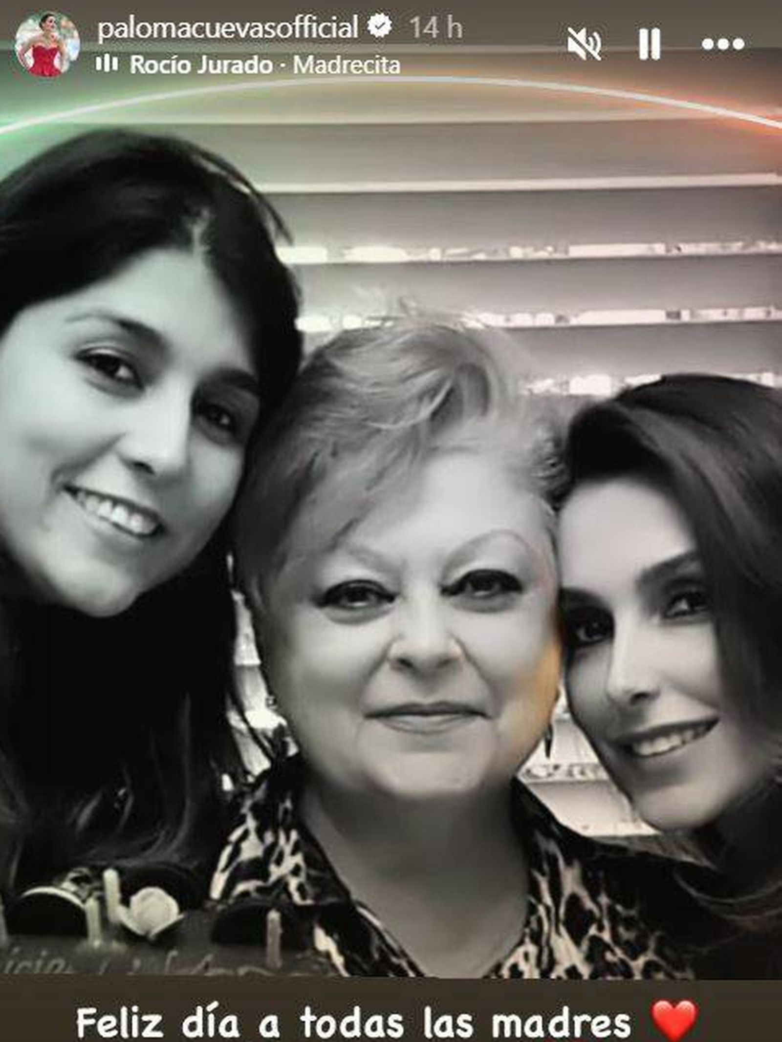 Paloma Cuevas ha compartido varias fotografías familiares. (Instagram/@palomacuevasofficial)