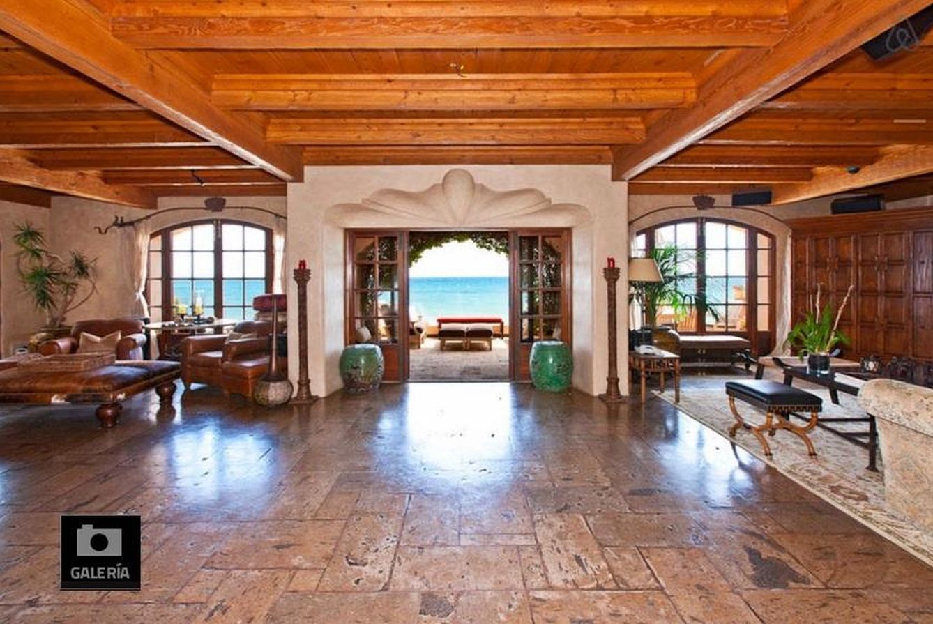 Todas las fotos de la mansión que Mariah Carey ha alquilado en Malibú (Airbnb)