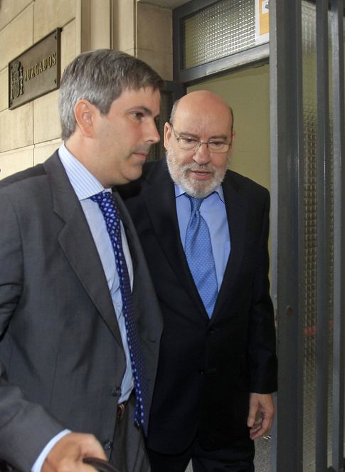 Foto: Juan Guerra (d), acompañado de su abogado. (EFE)