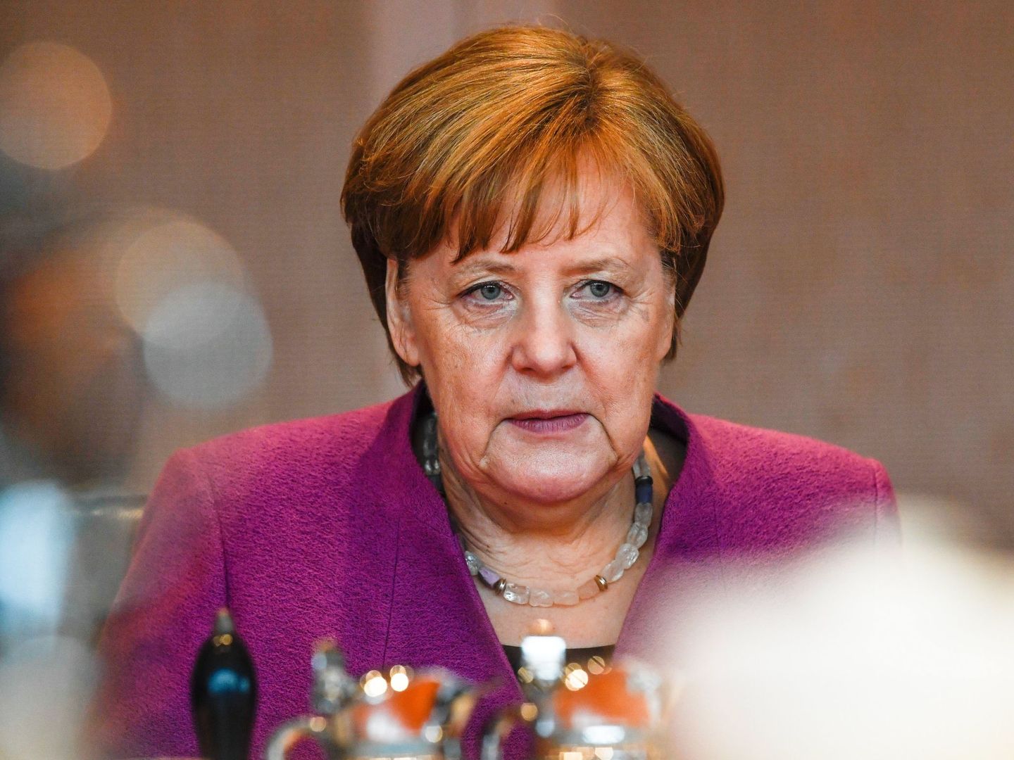 La canciller Angela Merkel a su llegada a la reunión semanal del Consejo de Ministros en la Cancillería, en Berlín, el 25 de abril de 2018. (EFE)