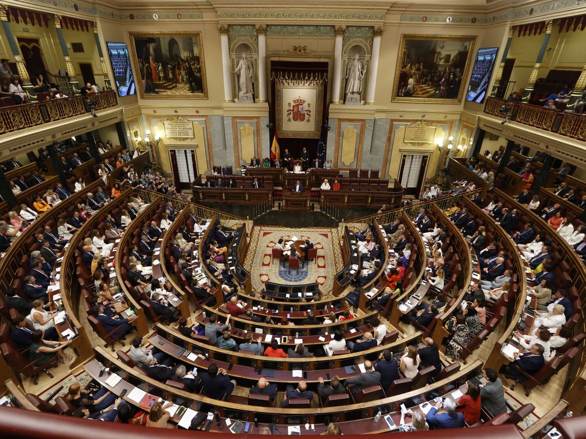 Foto: El hemiciclo del Congreso durante la sesión constitutiva de las Cortes Generales de la XV legislatura. (EFE/Pool/Juan Carlos Hidalgo)