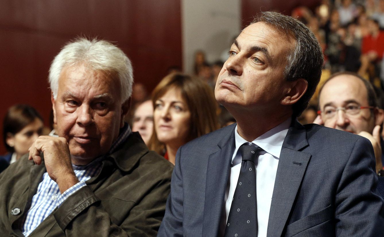 Felipe González y José Luis Rodríguez Zapatero. (EFE)