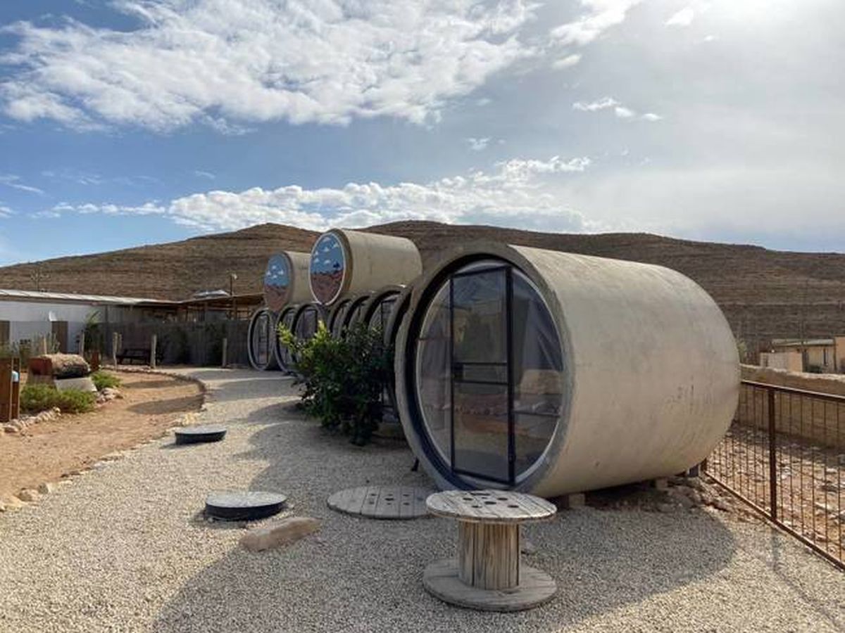 Foto: La opción para visitas baratas al desierto de Israel: dormitorios dentro de tuberías. (C. S.)