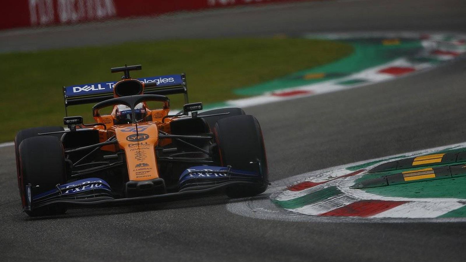 Foto: Carlos Sainz saldrá en séptima posición en el Gran Premio de Italia, por detrás de los dos monoplazas de Renault. (McLaren)