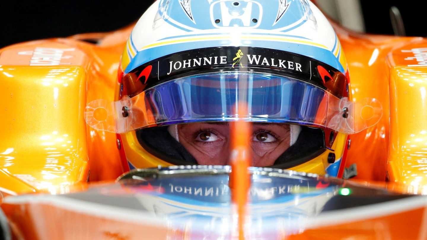 Fernando Alonso finalizó la temporada con 17 puntos y un sexto puesto como mejor clasificación. (Reuters)