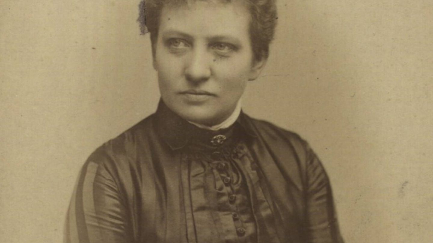 La fotógrafa Mary Steen, en uno de sus pocos autorretratos en 1889. (Cortesía/ Royal Library de Dinamarca)