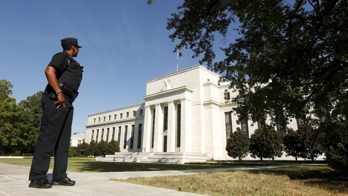 Yellen pospone la subida de los tipos por miedo al impacto de la crisis de China
