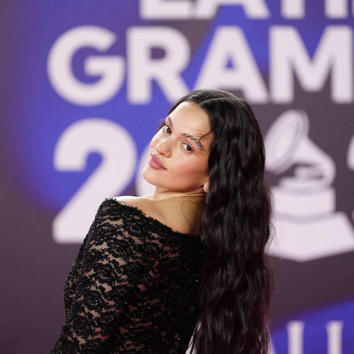 De Rosalía a Victoria Federica: todos los vestidos y los looks de la  alfombra roja de los Latin Grammy
