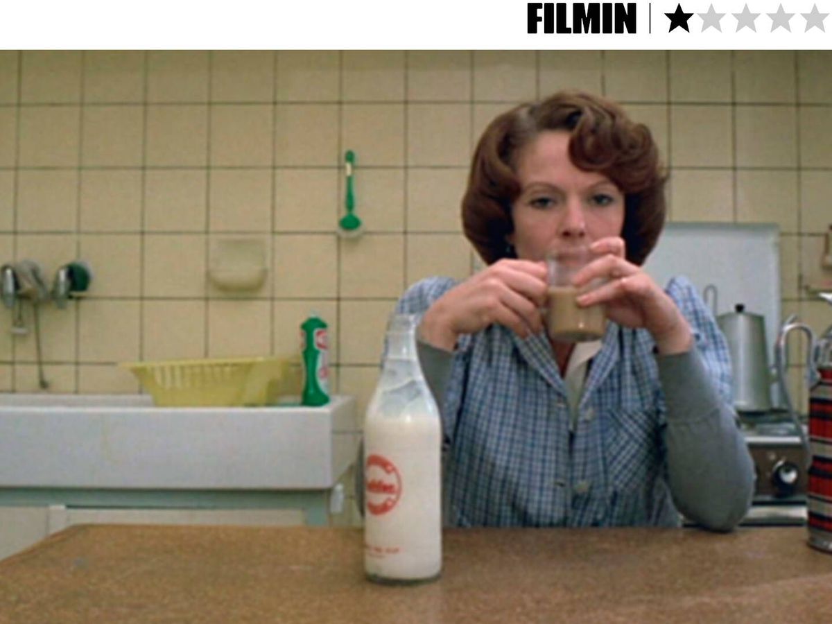 Foto: 'Jeanne Dielman': el detergente Ajax y una sopera horrible, lo único con que te quedarás de esta película.