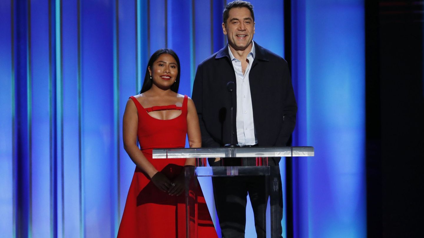 Yalitza Aparicio y Javier Bardem en los Oscar. (Reuters)