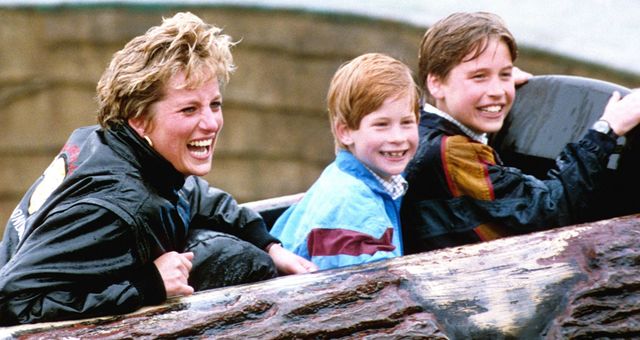 La princesa Diana, con Guillermo y Harry. (Cordon Press)