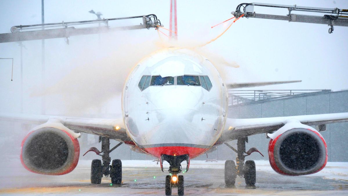 El 'efecto babosa', un genial hallazgo para acabar con el hielo en los aviones